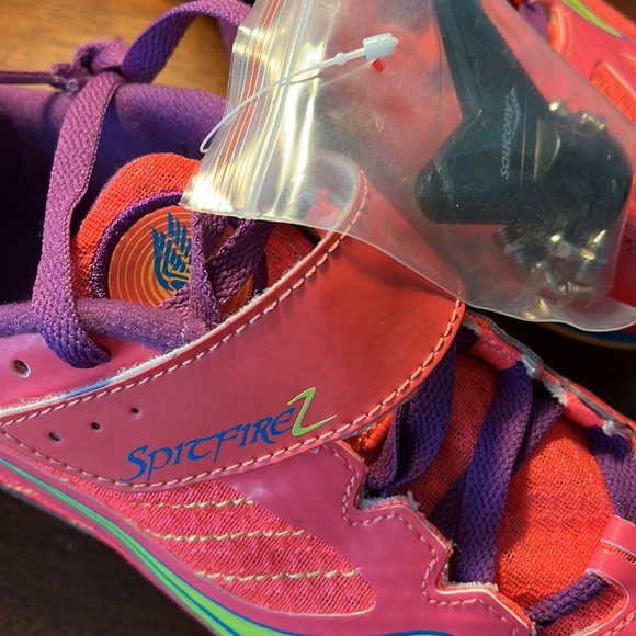 Women’s Saucony running spike shoes - Picture 4 of 5